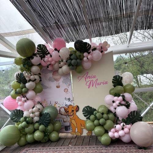 1e13a318-34d4-4793-a497-c598289526f8